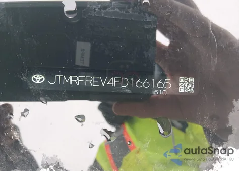 2015 Toyota Rav4 Xle из США, поврежденный, VIN JTMRFREV4FD166165